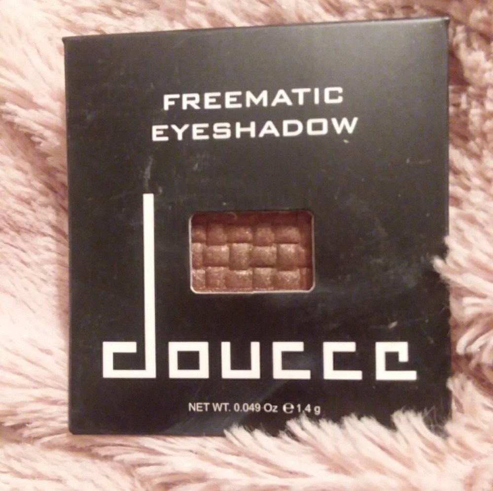 Make up bundle - Picture 2 of 4